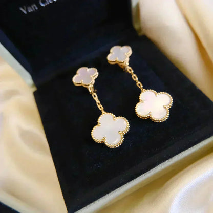 [Lunabriance]CLOVER 2 MOTIF WHITE MOP EARRINGS