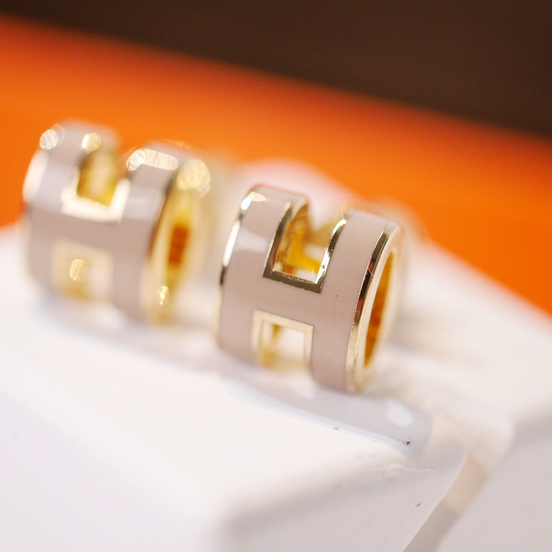 [Lunabriance]MINI POP H GOLD EARRINGS GREY