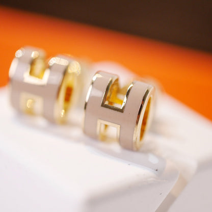 [Lunabriance]MINI POP H GOLD EARRINGS GREY