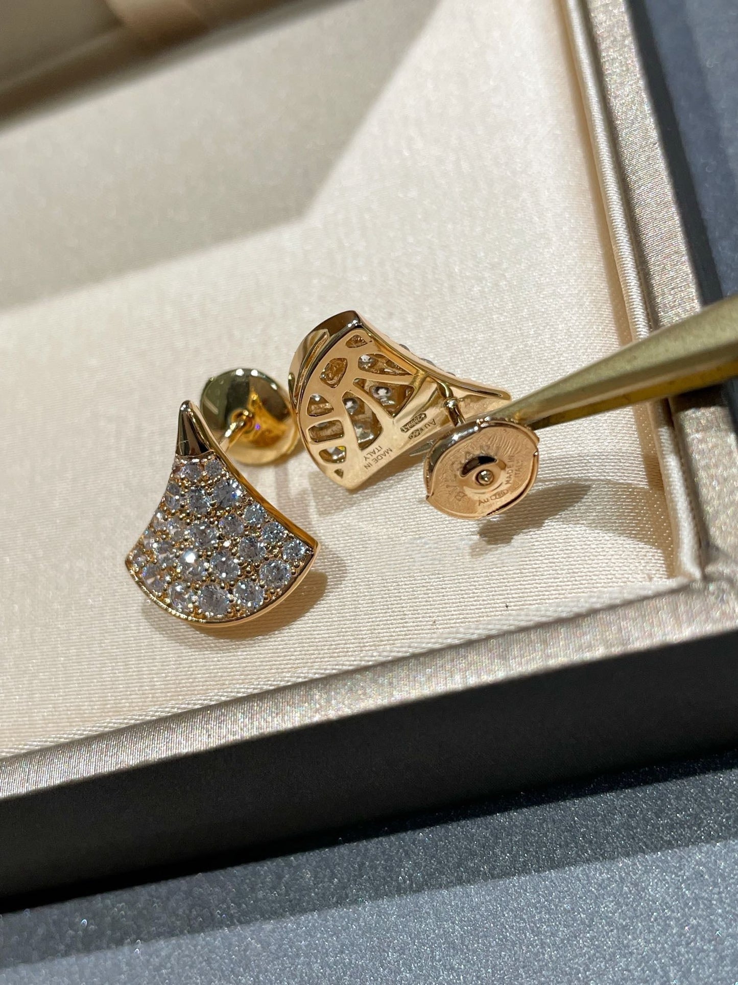 [Lunabriance]DREAM STUD EARRINGS DIAMOND