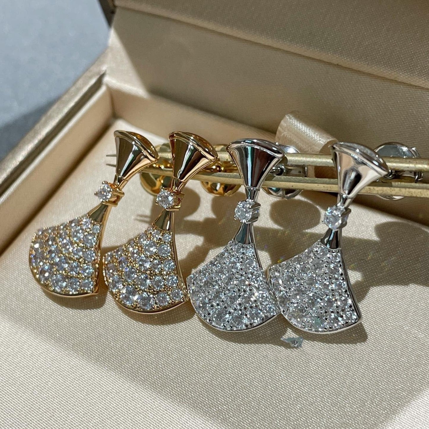 [Lunabriance]DREAM EARRINGS DIAMOND