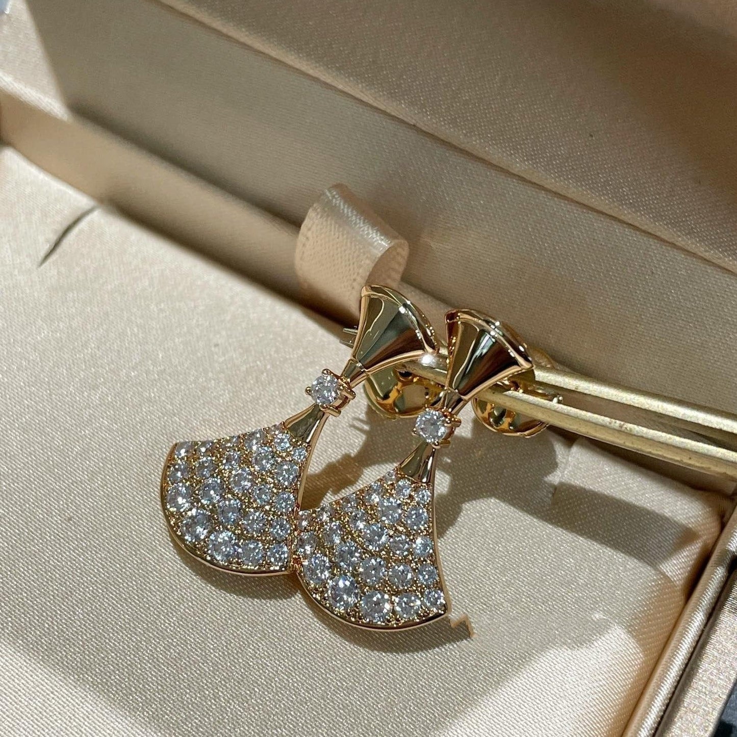 [Lunabriance]DREAM EARRINGS DIAMOND