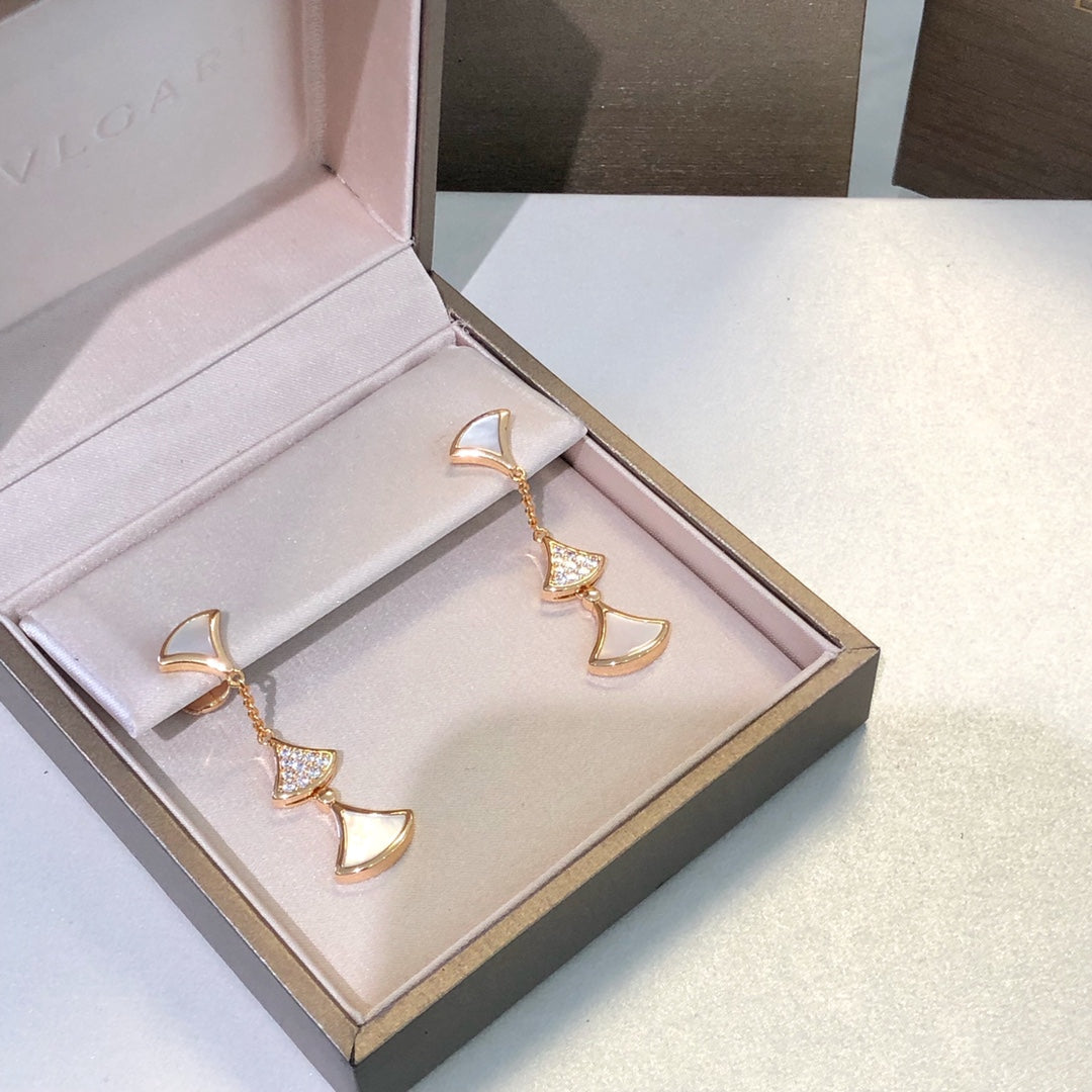 [Lunabriance]DREAM EARRINGS 3 MOTIFS DIAMOND MOP PINK GOLD