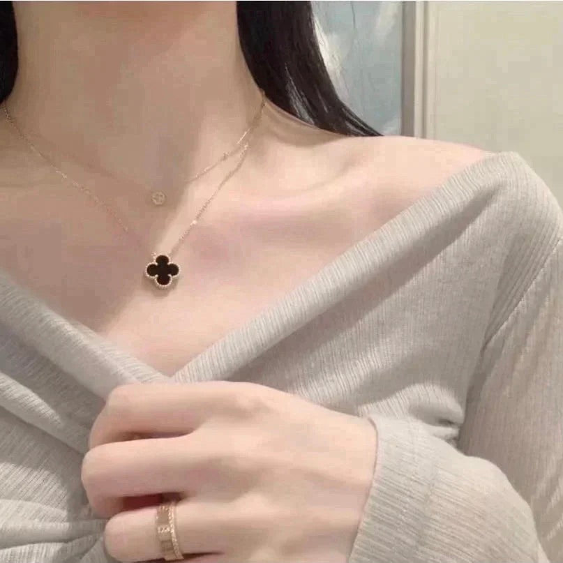 [Lunabriance]CLOVER 15MM BLACK ONYX SINGLE FLOWER NECKLACE