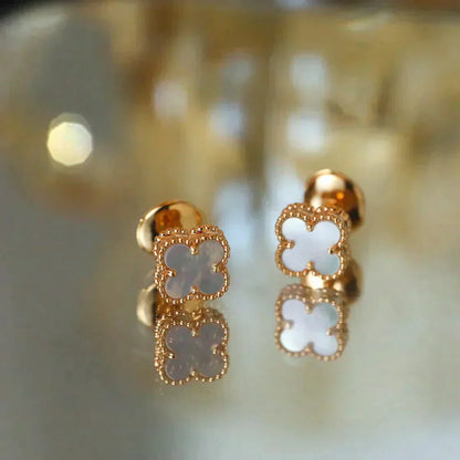 [Lunabriance]CLOVER MINI 9.5MM WHITE MOP EARRINGS