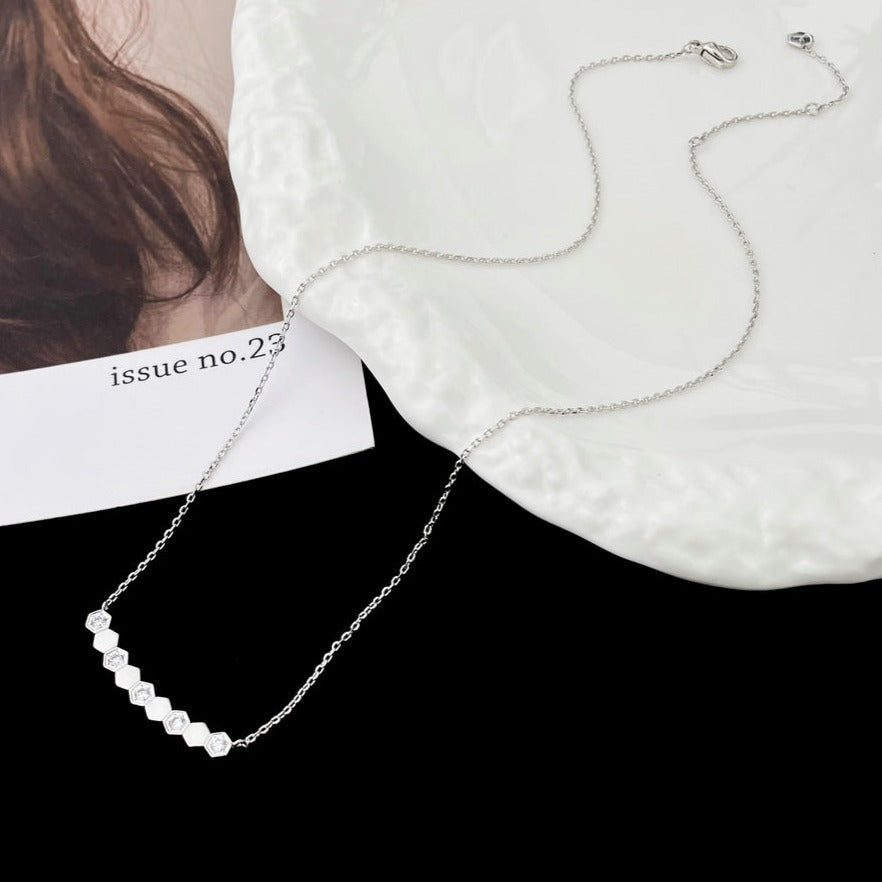[Lunabriance]BEE MY LOVE DIAMOND NECKLACE