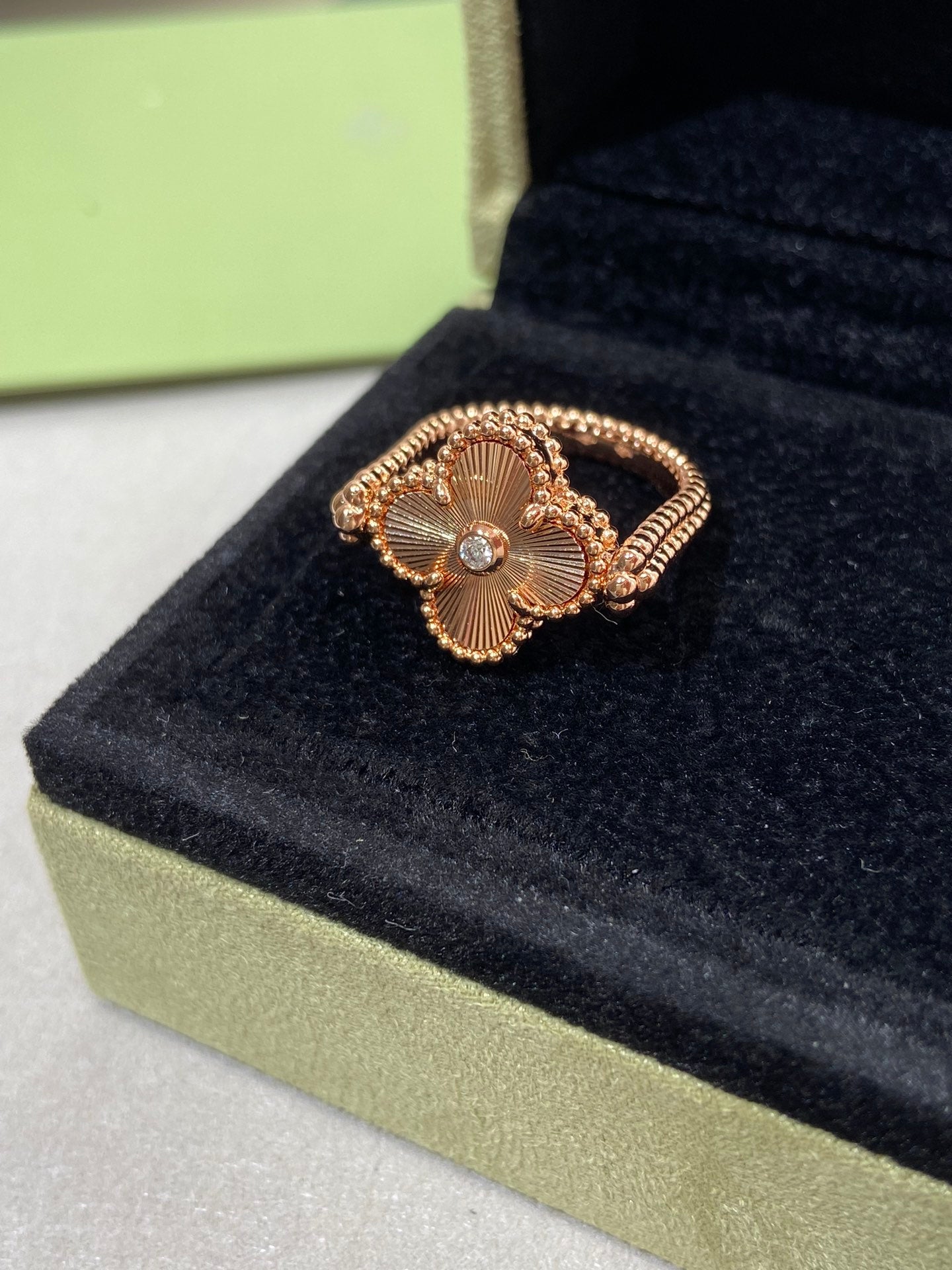 [Lunabriance]CLOVER RIVERSIBLE ROSE GOLD RING