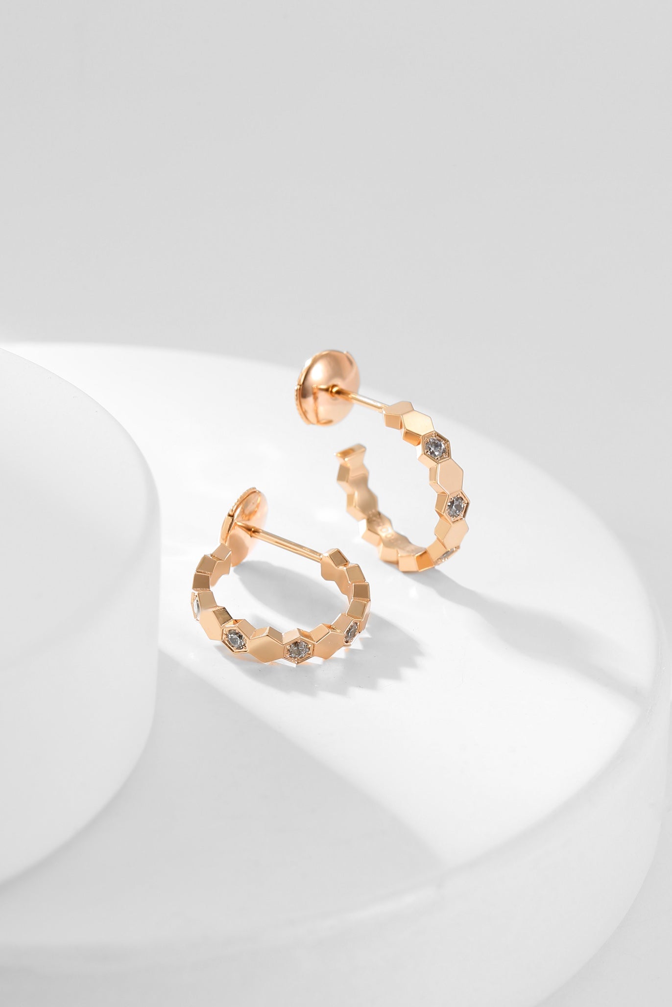 [Lunabriance]BEE LOVE DIAMOND HOOP EARRINGS