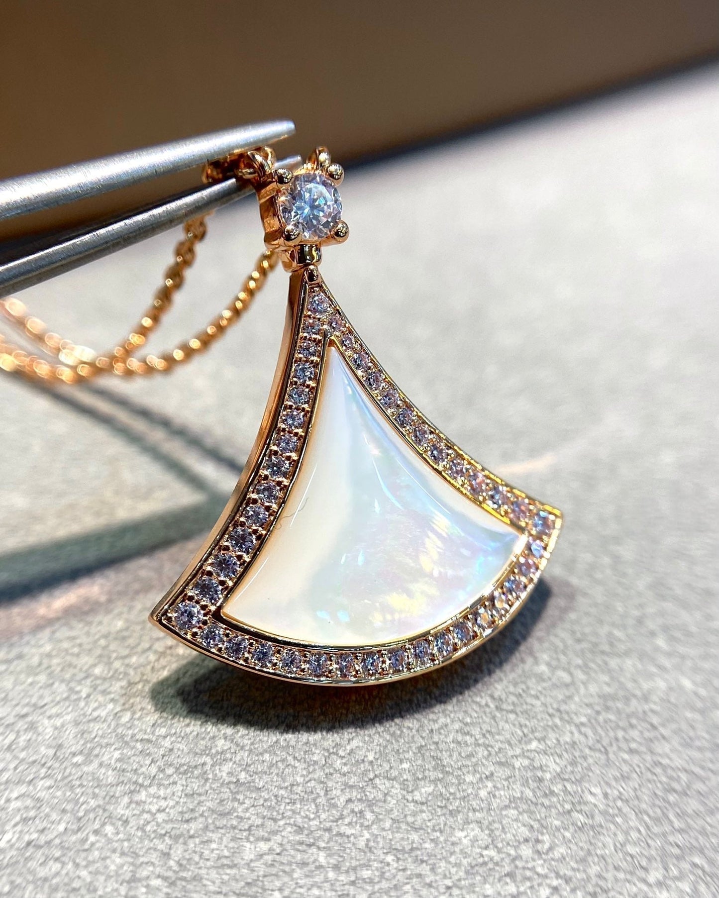[Lunabriance]DREAM MOP DIAMOND PAVED PINK GOLD NECKLACE