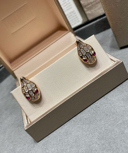 [Lunabriance]SERPENT DIAMOND STUD EARRINGS