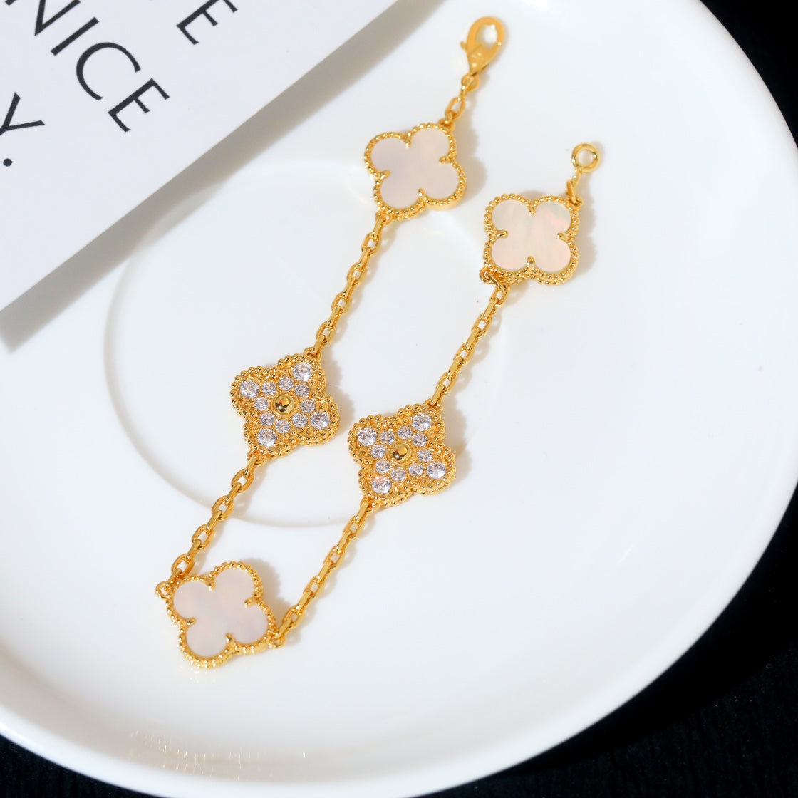 [Lunabriance]CLOVER BRACELET 5 MOTIF WHITE MOP DIAMOND