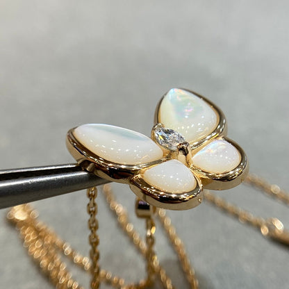 [Lunabriance]BUTTERFLY MOP DIAMOND NECKLACE