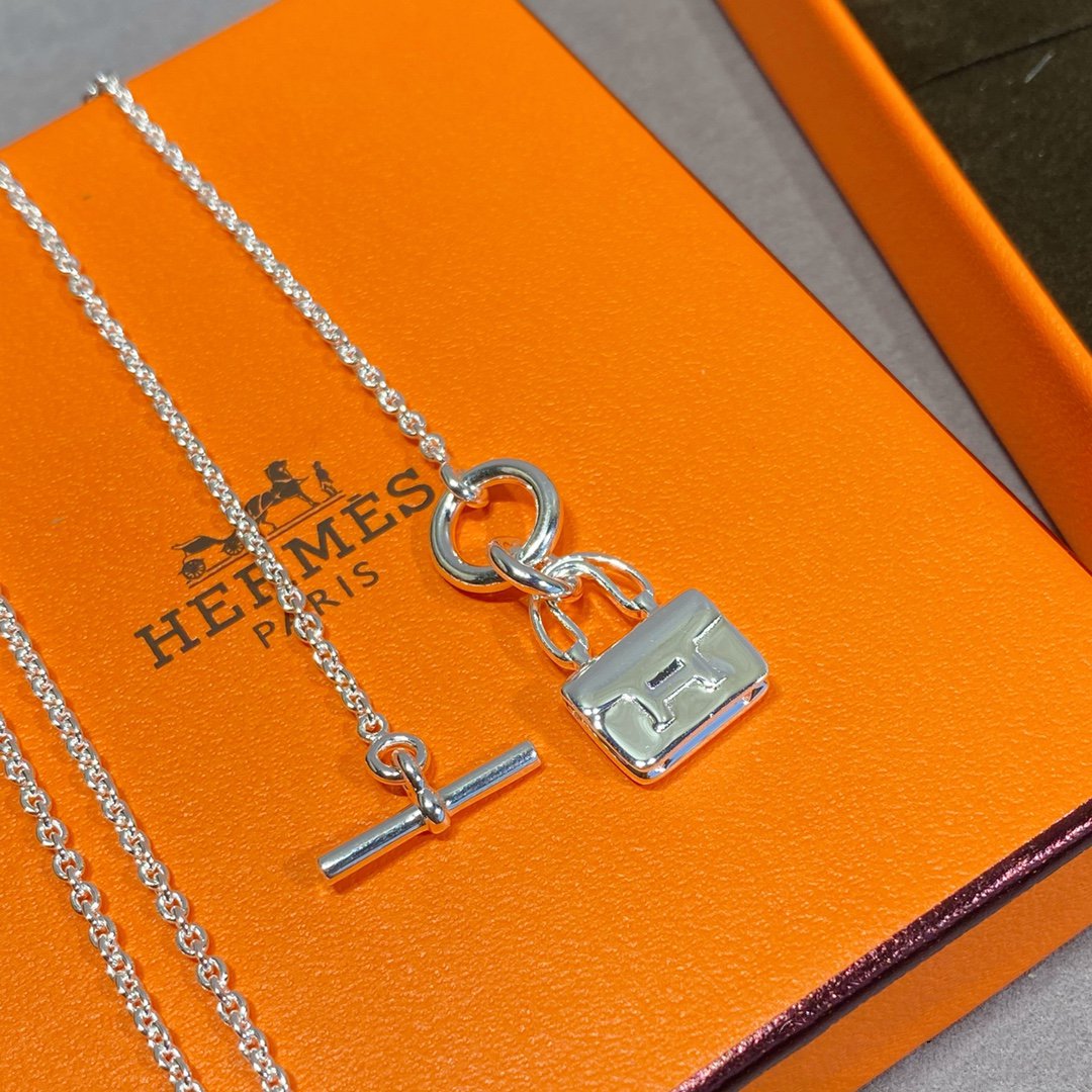 [Lunabriance]CONSTANCE PEDANT SILVER NECKLACE