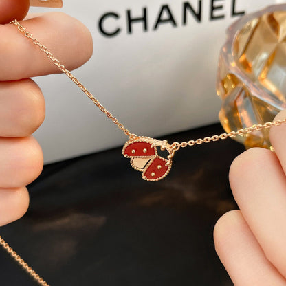 [Lunabriance]LUCKY  CARNELIANS LADYBUG NECKLACE