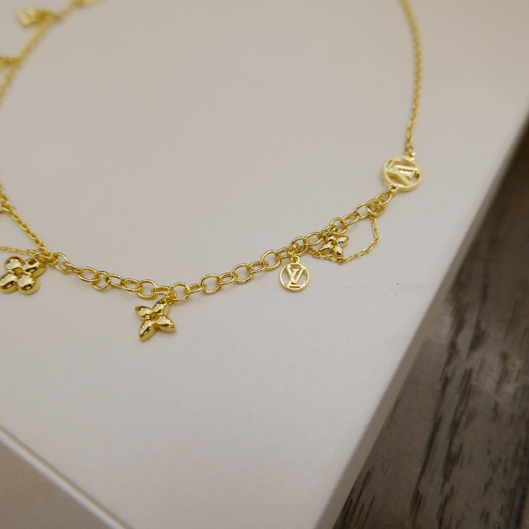 [Lunabriance]BLOOMING SUPPLE NECKLACE BRASS