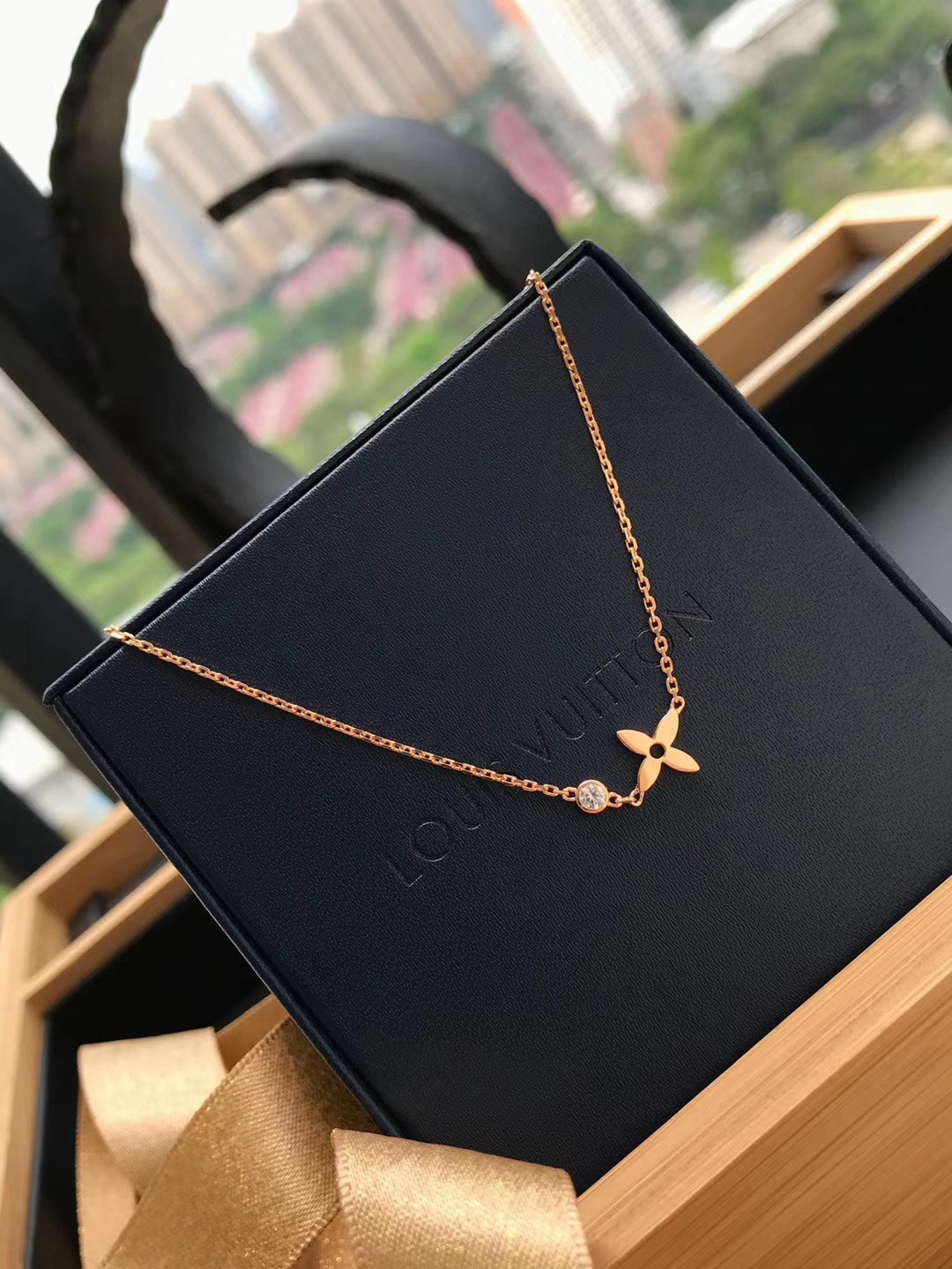 [Lunabriance]BLOSSOM PENDANT PINK GOLD AND DIAMOND